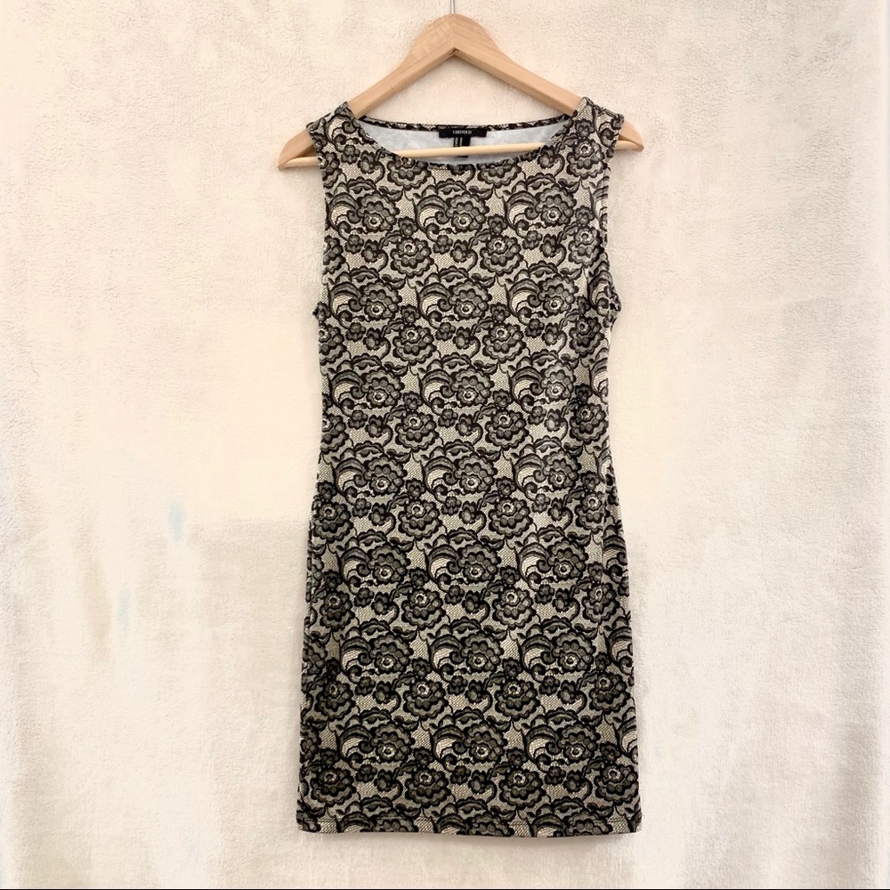 Forever 21 Floral Printed Bodycon Dress